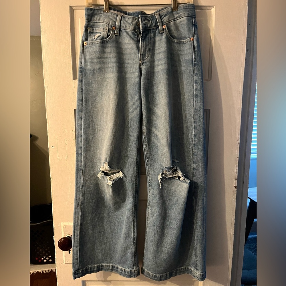GAP Low Rise Wide Leg Jeans Size 27